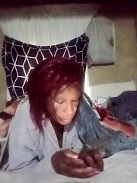 Naughtygrany online show from May 9, 2026, 5:34 am