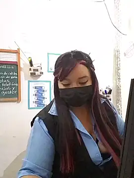 sweetadamisoffice online show from April 23, 2026, 4:53 pm