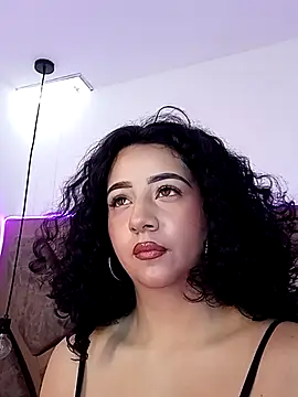 bella swwan  online show from June 28, 2026, 7:09 pm