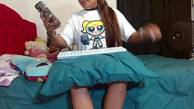 Snapshot of Ariana_Dirty_Kitten chatting on April 2, 2026, 1:25 am Ariana Dirty Kitten online show from April 2, 2026, 1:25 am