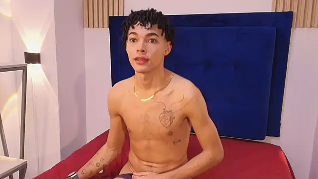 Enyer twin1 online show from March 31, 2026, 4:07 pm