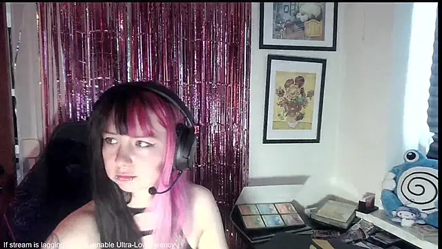 Snapshot of CutieTracer chatting on May 7, 2026, 11:37 am CutieTracer online show from May 7, 2026, 11:37 am