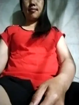 Lisa-aa online show from April 12, 2026, 9:53 pm