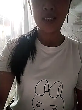 Lisa-aa online show from April 25, 2026, 1:03 pm