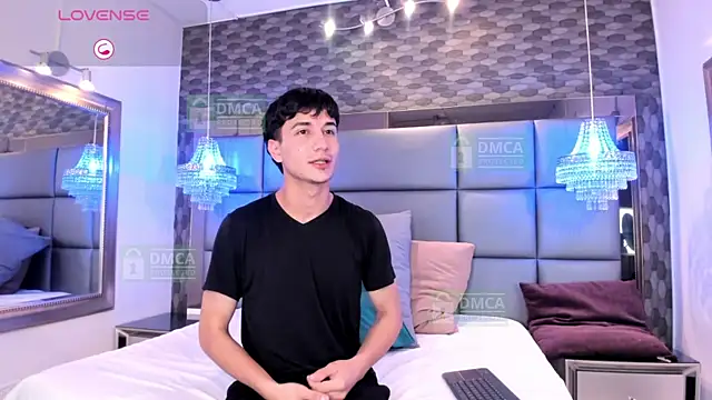 Taylor Brooks online show from April 23, 2026, 8:11 pm