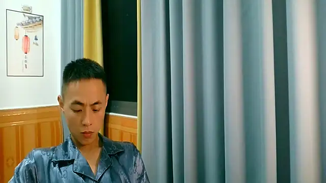Snapshot of davidboys chatting on June 25, 2026, 4:44 pm davidboys online show from June 25, 2026, 4:44 pm