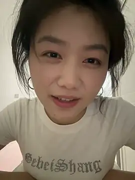 Snapshot of Shanshan_1267 chatting on June 9, 2026, 1:34 pm Shanshan 1267 online show from June 9, 2026, 1:34 pm