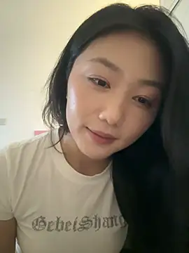 Snapshot of Shanshan_1267 chatting on July 5, 2026, 12:01 pm Shanshan 1267 online show from July 5, 2026, 12:01 pm