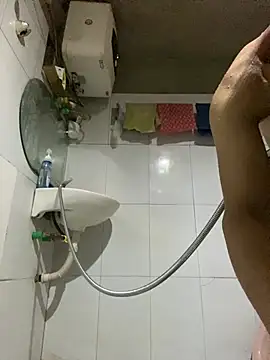 Elisa-a online show from April 16, 2026, 3:13 pm