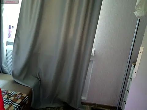Snapshot of verywetforyou chatting on June 17, 2026, 3:53 am verywetforyou online show from June 17, 2026, 3:53 am