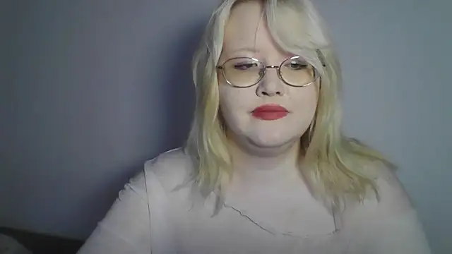 Snapshot of Elayne_Sweet chatting on June 26, 2026, 6:07 am Elayne Sweet online show from June 26, 2026, 6:07 am