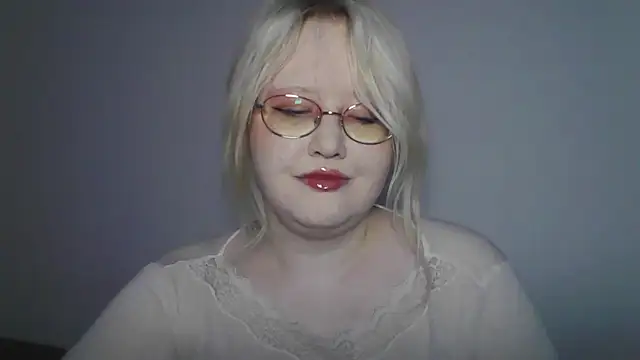 Snapshot of Elayne_Sweet chatting on June 28, 2026, 6:08 am Elayne Sweet online show from June 28, 2026, 6:08 am