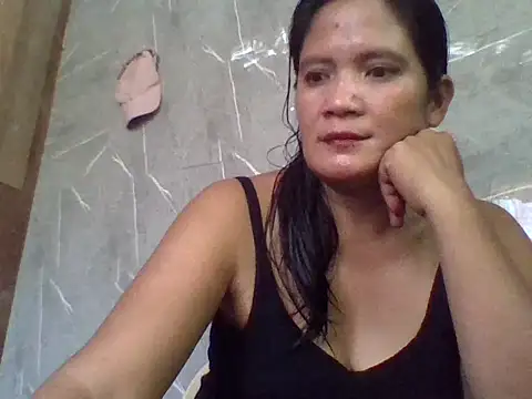 Snapshot of PinayZaira chatting on July 12, 2026, 2:24 am PinayZaira online show from July 12, 2026, 2:24 am