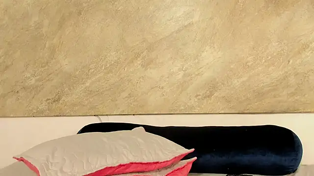 Isabelagomez2 online show from April 8, 2026, 5:13 pm