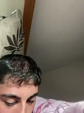 youmeloveyou online show from April 3, 2026, 7:01 pm