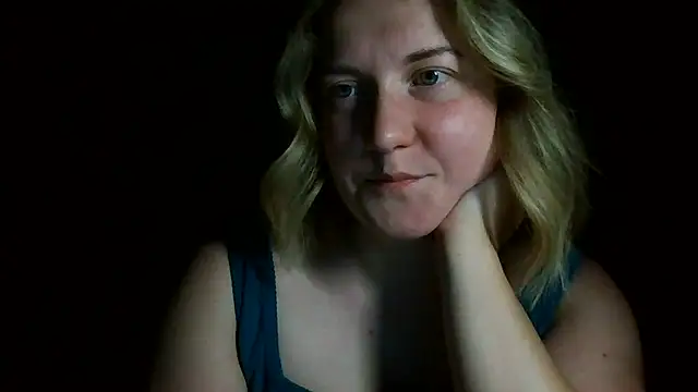 TinaKittyX online show from May 16, 2026, 7:45 pm