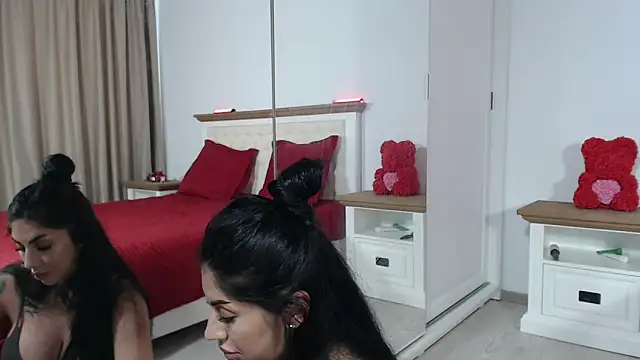 Snapshot of NicoStar chatting on June 15, 2026, 12:51 pm NicoStar online show from June 15, 2026, 12:51 pm