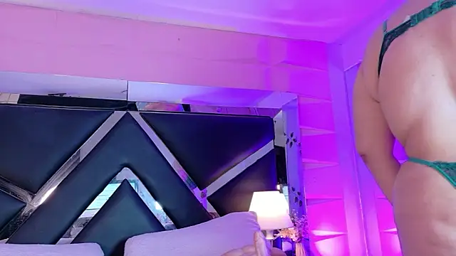 Veronica Nasty  online show from May 1, 2026, 7:18 pm