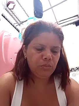 Snapshot of Zafiro_MD chatting on April 17, 2026, 12:08 pm Zafiro MD online show from April 17, 2026, 12:08 pm