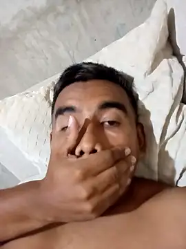 Kaleth1  online show from April 2, 2026, 2:42 am