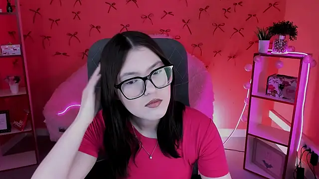 JennyGibson online show from April 24, 2026, 5:10 am