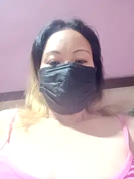 Bristy BigBoobs online show from April 19, 2026, 4:06 pm
