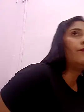 Snapshot of SofiaMendez1_ chatting on April 23, 2026, 3:36 pm SofiaMendez1 online show from April 23, 2026, 3:36 pm