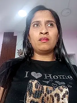 Snapshot of SofiaMendez1_ chatting on May 19, 2026, 4:02 pm SofiaMendez1 online show from May 19, 2026, 4:02 pm