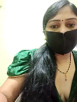 Snapshot of Pinki-girl chatting on May 16, 2026, 6:21 am Pinki-girl online show from May 16, 2026, 6:21 am