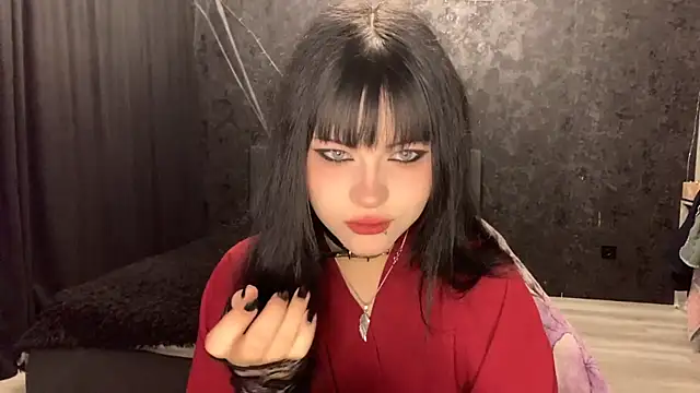 EmilyEmbears online show from April 29, 2026, 5:22 am