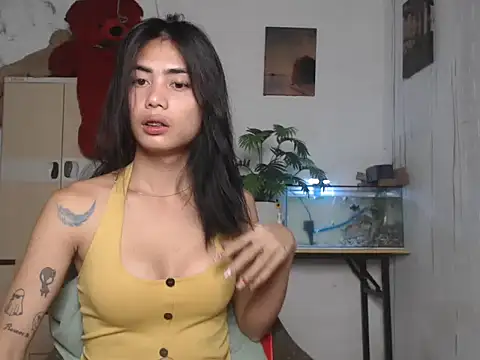 Snapshot of Martha4you chatting on July 6, 2026, 12:29 am Martha4you online show from July 6, 2026, 12:29 am