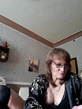 Manulyonok511 online show from April 22, 2026, 10:17 am