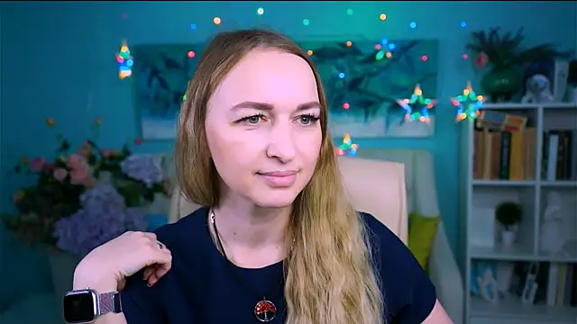 Snapshot of MiaHarrison_ chatting on April 5, 2026, 8:33 am MiaHarrison online show from April 5, 2026, 8:33 am