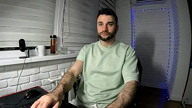 DaddySlava online show from April 17, 2026, 6:55 pm