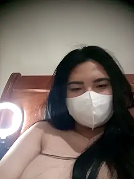 Snapshot of Alicee_001 chatting on April 9, 2026, 4:34 pm Alicee 001 online show from April 9, 2026, 4:34 pm