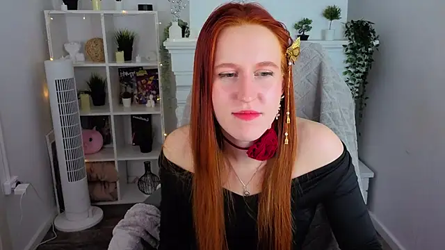 EvaBellea online show from April 18, 2026, 7:58 pm