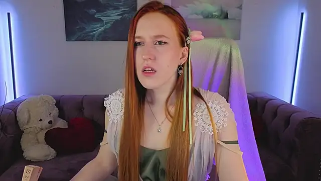 EvaBellea online show from May 5, 2026, 1:41 pm