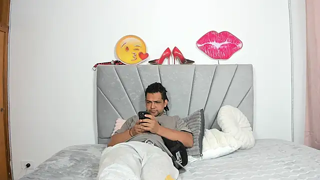 Snapshot of gael_lvlx chatting on August 1, 2026, 3:55 pm gael lvlx online show from August 1, 2026, 3:55 pm