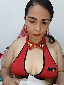 Snapshot of Emily_Divi69 chatting on June 20, 2026, 12:14 am Emily Divi69 online show from June 20, 2026, 12:14 am