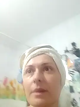 Snapshot of MillenaBella chatting on April 5, 2026, 8:11 am MillenaBella online show from April 5, 2026, 8:11 am