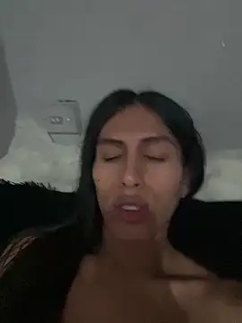 Snapshot of luna_duque chatting on June 12, 2026, 8:30 pm luna duque online show from June 12, 2026, 8:30 pm