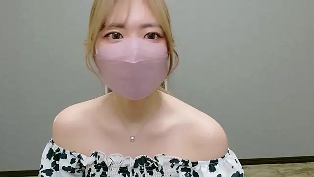 YUA 0425 online show from June 24, 2026, 2:10 am