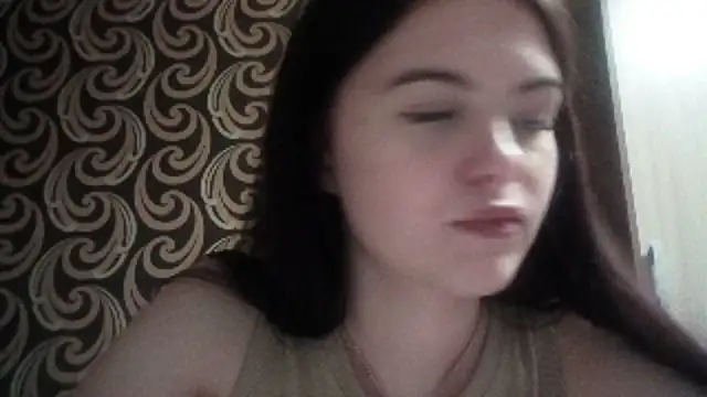 KikiAmino online show from June 20, 2026, 5:10 am