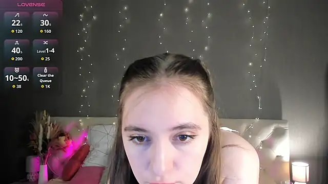 Amy-Desiree online show from April 13, 2026, 1:00 am