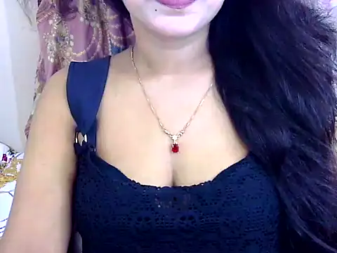 Noor Zarin online show from May 17, 2026, 12:01 pm
