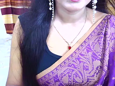 Noor Zarin online show from May 20, 2026, 10:49 pm