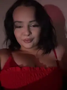MiaKittyx0 online show from May 10, 2026, 4:56 pm