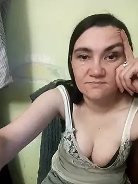 AlissaSecret online show from April 8, 2026, 5:57 pm