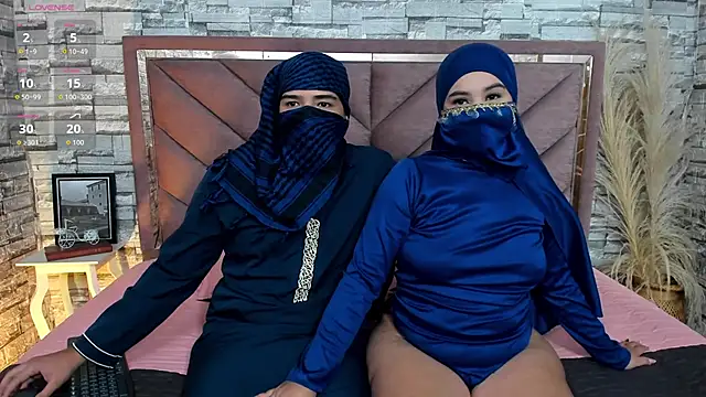 Snapshot of Dalila_and_Khaled chatting on April 2, 2026, 5:54 pm Dalila and Khaled online show from April 2, 2026, 5:54 pm