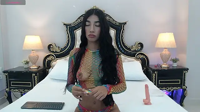 BonnyCandy online show from April 10, 2026, 11:37 am